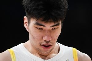 媒体人:中国男篮打阵地战时 内线的戏份要大幅度削弱